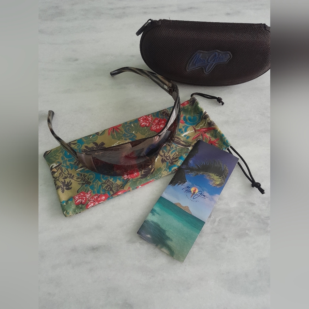 Maui Jim Women's KULA sunglasses NEW without tag